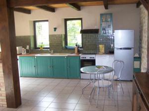 Gîte Sainte-Croix, 3 pièces, 5 personnes - FR-1-601-137