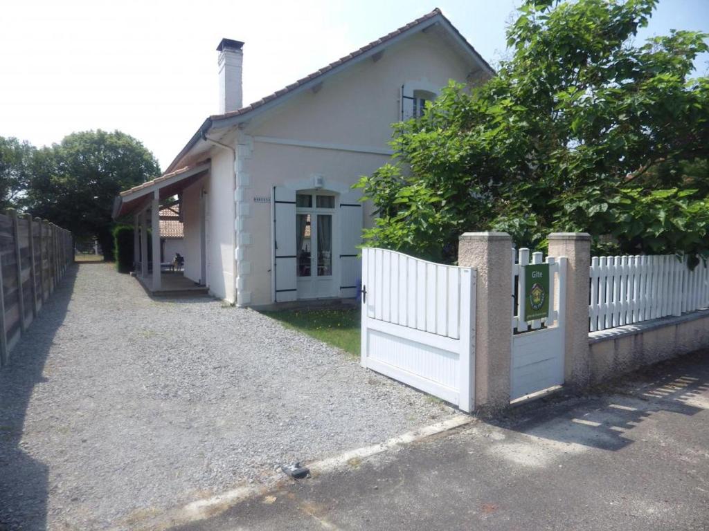 Maison de vacances Gîte Sainte-Eulalie-en-Born, 6 pièces, 10 personnes - FR-1-360-725 117 rue st eutrope,Hortensias SAINTE-EULALIE-EN-BORN 40200 Sainte-Eulalie-en-Born