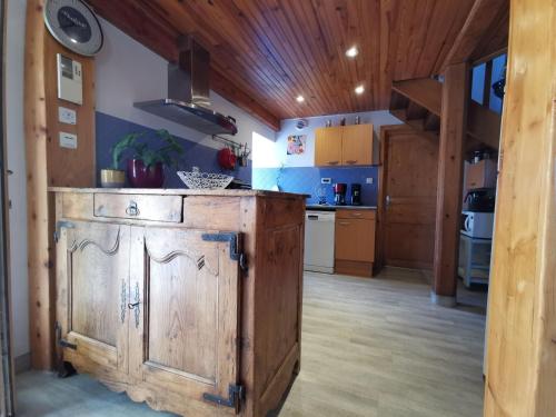 Gîte Sanssac-l'Église, 3 pièces, 4 personnes - FR-1-582-283
