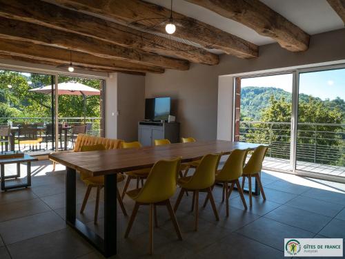 Gîte Sébrazac, 5 pièces, 10 personnes - FR-1-601-364