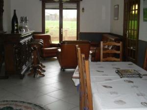 Maison de vacances Gîte Senlis, 3 pièces, 4 personnes - FR-1-376-52 32 Bis, Route De Fruges -  - 62310 Senlis Nord-Pas-de-Calais