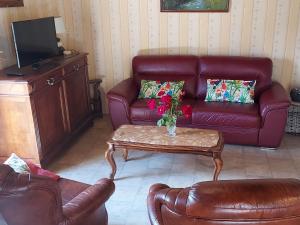 Gîte Sévérac-d'Aveyron, 4 pièces, 6 personnes - FR-1-601-171