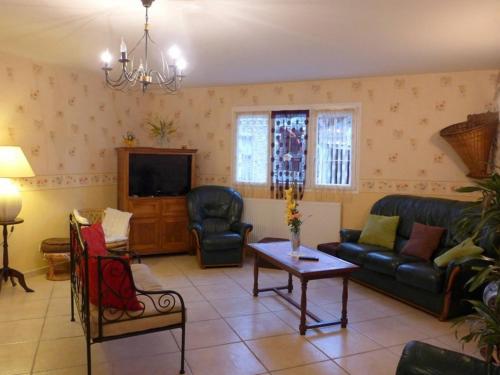 Gîte Signéville, 6 pièces, 12 personnes - FR-1-611-12