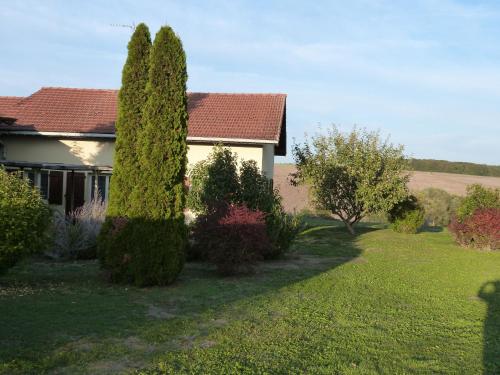 Gîte Sionviller, 3 pièces, 4 personnes - FR-1-584-38