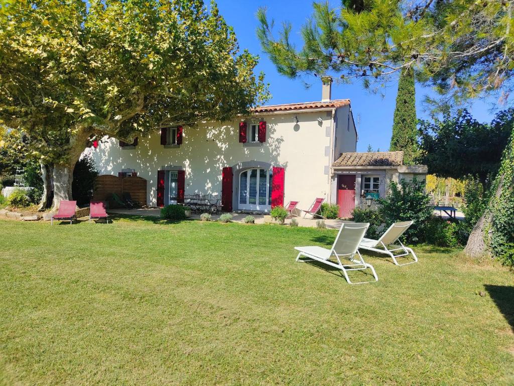 Maison de vacances Gîte Soleïado 2704 D34 13630 Eyragues