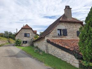 Maison de vacances Gite sur le causse de St CHELS, charme sport et détente Les Cazals 46160 Saint-Chels Midi-Pyrénées