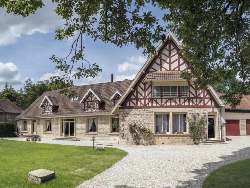 Maison de vacances Gîte Thillombois, 6 pièces, 12 personnes - FR-1-585-38 2 rue du Château 55260 Thillombois