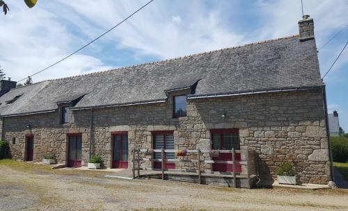 Gite Ty Prawine, au calme dans une longere accueillante - reservation a la semaine - minimum 5 nuits