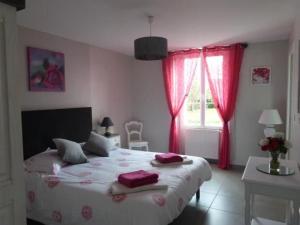 Gîte Vallon-sur-Gée, 6 pièces, 10 personnes - FR-1-410-212