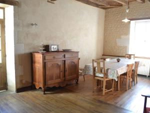 Maison de vacances Gîte Vaux-Lavalette, 5 pièces, 8 personnes - FR-1-653-69 2 Allée de Bellevue 16320 Vaux-Lavalette -1