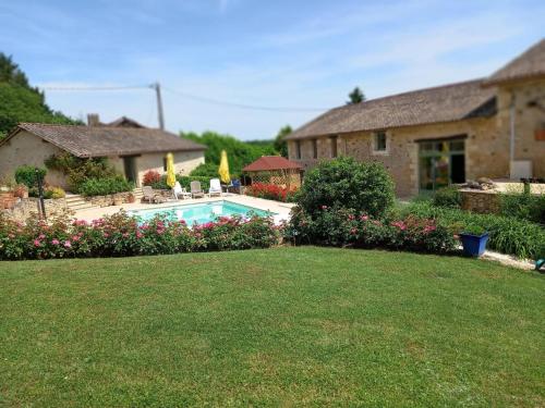 Gîte Veyrines-de-Vergt, 3 pièces, 4 personnes - FR-1-616-281