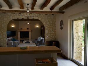 Gîte Villedieu-le-Château, 5 pièces, 10 personnes - FR-1-491-314