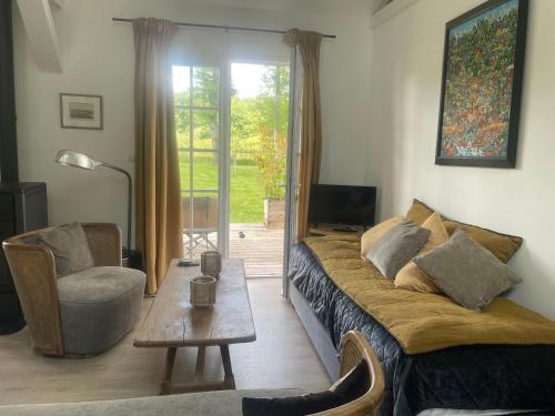 Gîte Villemurlin, 3 pièces, 4 personnes - FR-1-590-247