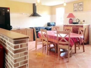 Maison de vacances Gîte Villentrois-Faverolles-en-Berry, 5 pièces, 8 personnes - FR-1-591-225 11 Les Ravineaux 36600 Villentrois Région Centre