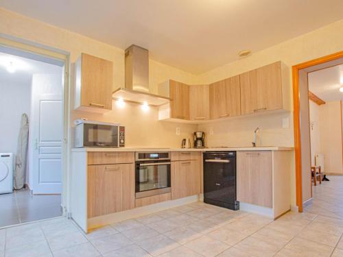 Gîte Villy-en-Trodes, 5 pièces, 8 personnes - FR-1-543-171