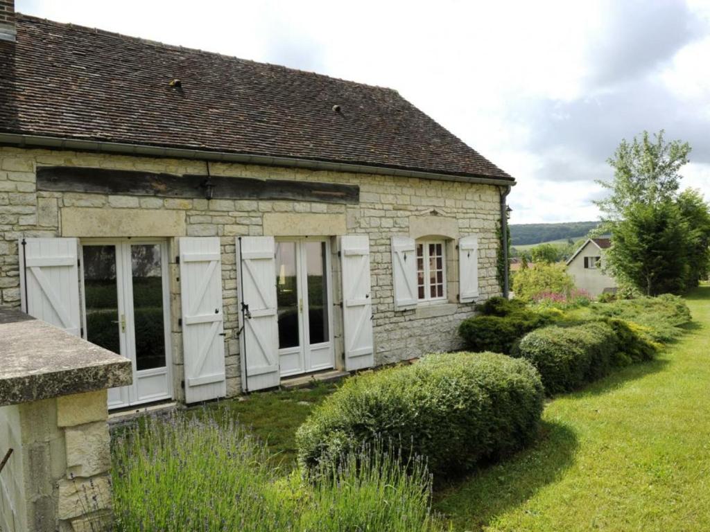 Maison de vacances Gîte Vitry-le-Croisé, 3 pièces, 4 personnes - FR-1-543-158 2 Chemin de Longpré 10110 Vitry-le-Croisé