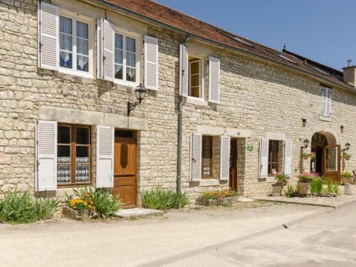Gîte Viviers-sur-Artaut, 3 pièces, 4 personnes - FR-1-543-66