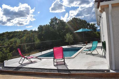 Gîtes des Clapas Lisa, villa**** piscine privée