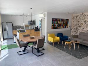 Maison de vacances Gîtes du Bonheur 5 Rue de l'Égalité 31210 Ausson Midi-Pyrénées