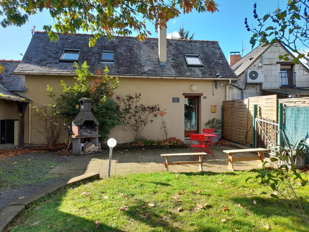 Gîtes entre Angers et Saumur 5mn bords de Loire Chemin du Moulin À Vent, 49250 Beaufort-en-Vallée