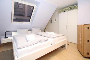 Gmelinstra_e 17 b