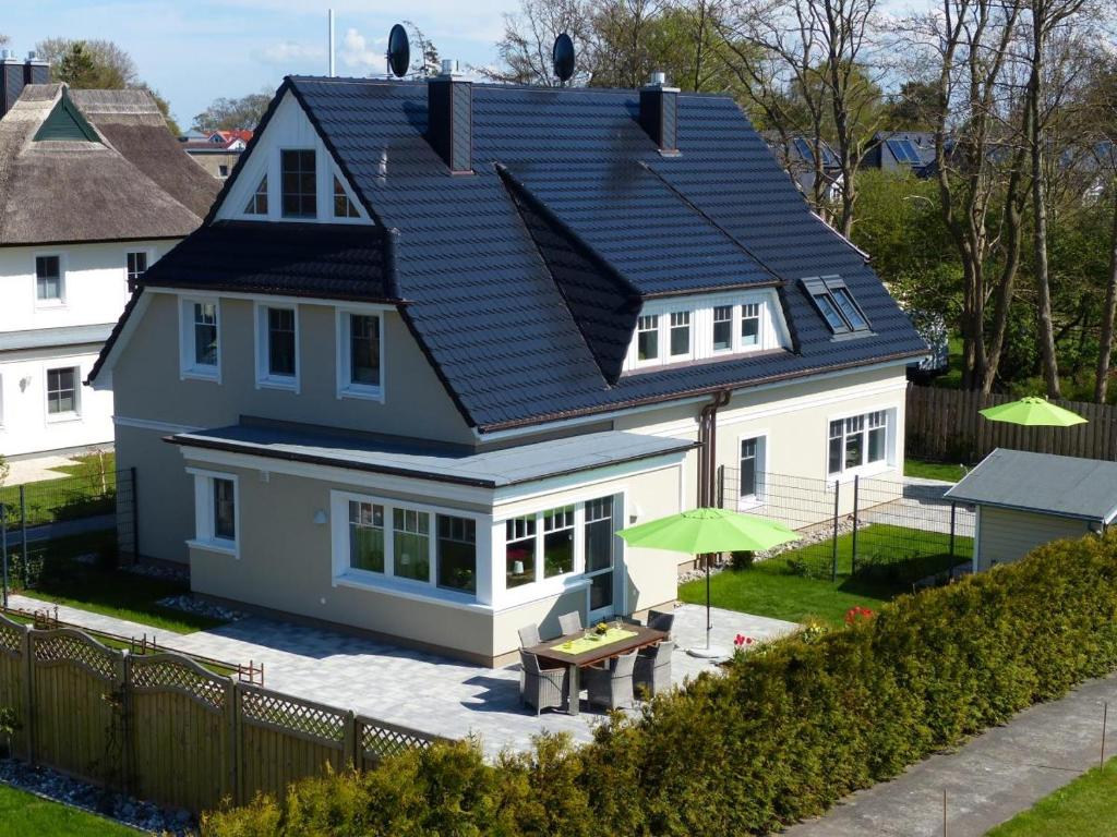 Godehus 6, exquisites Ferienhaus für 6 Personen in Zingst Friedenstraße 28 b, 18374 Zingst