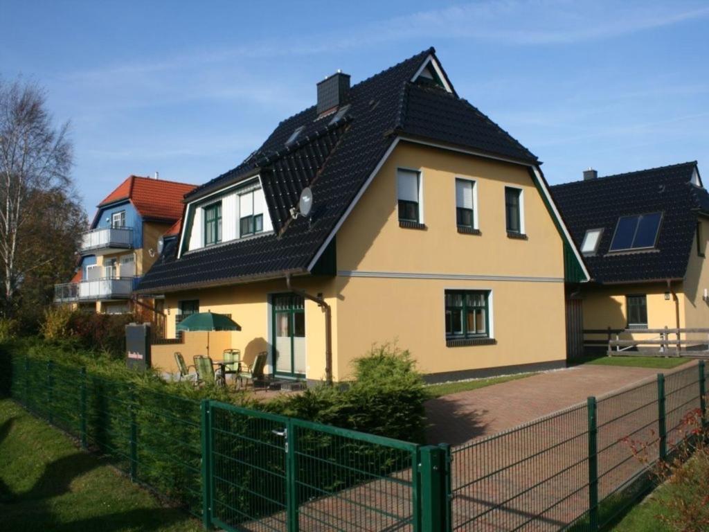 Gödeke Michels 1 Glebbe 15, 18374 Zingst