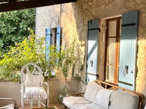 Gorgeous 5 Bed French Farmhouse