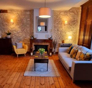 Gorgeous 5-Bedroom Farm House Lot-et-Garonne
