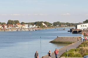 Grand-Fort-Philippe : maison proche du port