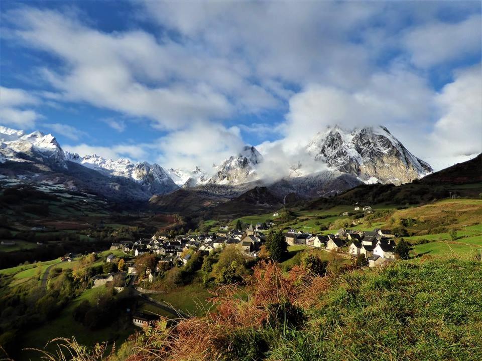 Grand gite à la montagne Lescun 64, Vallée d'Aspe rue d'Espagne, 64490 Lescun