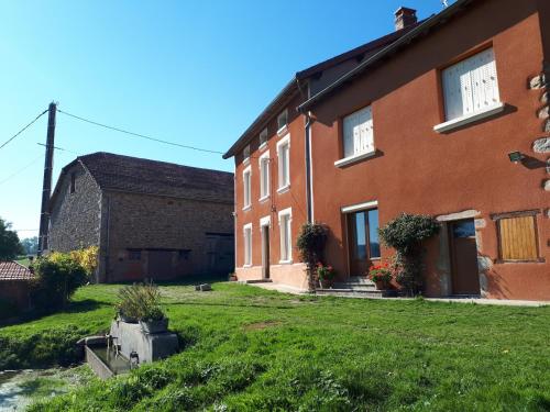 Grand Gite Maison d Alice Auvergne - 15 personnes