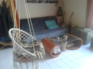 grand studio de plein-pied quartier calme proche centre