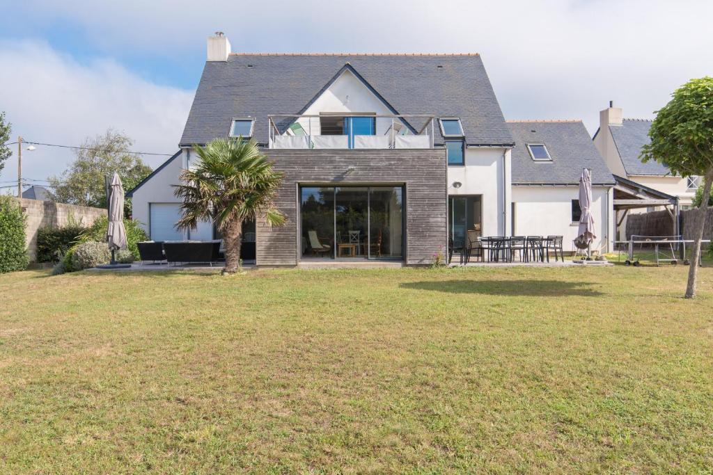 Grande maison avec jardin à 200m de la plage Chemin des Landes, 7, 44420 La Turballe