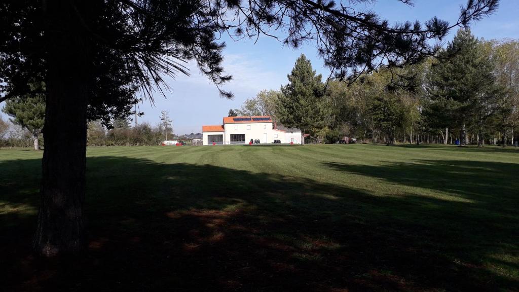 Grande maison avec parc et SPA Lieu dit la petite Hugrie, Saint Florent le vieil, 49410 Le Vieux Marillais