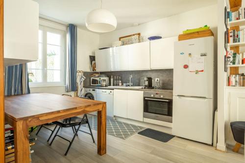 Grande maison de pecheur pour 10 terrasse parking
