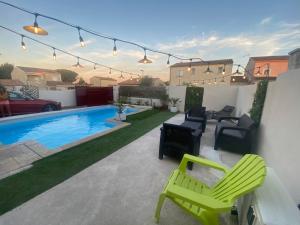 Grande maison+ piscine pour groupe/grande famille