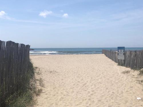 Grau du Roi - Rive droite - Plage du Boucanet