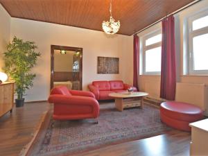 Maison de vacances Great comfortable villa with sauna home cinema and large garden in the Ore Mountains  08233 Treuen Saxe