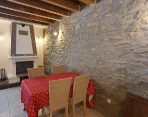 Grenache cottage for 4 people in the heart of the vineyard