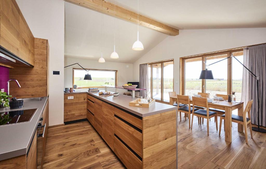 Maison de vacances Gud Jard Lodge Nr 06 - Wohngesundes Design-Ferienhaus Kaydeich 15e 25849 Pellworm
