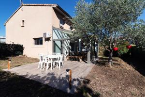 Guilhermy - Maison contemporaine avec jardin