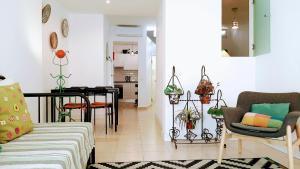 Happy Terrace Downtown Tiny House 100% Portuguese