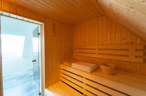 Haus am See mit Sauna und Kamin