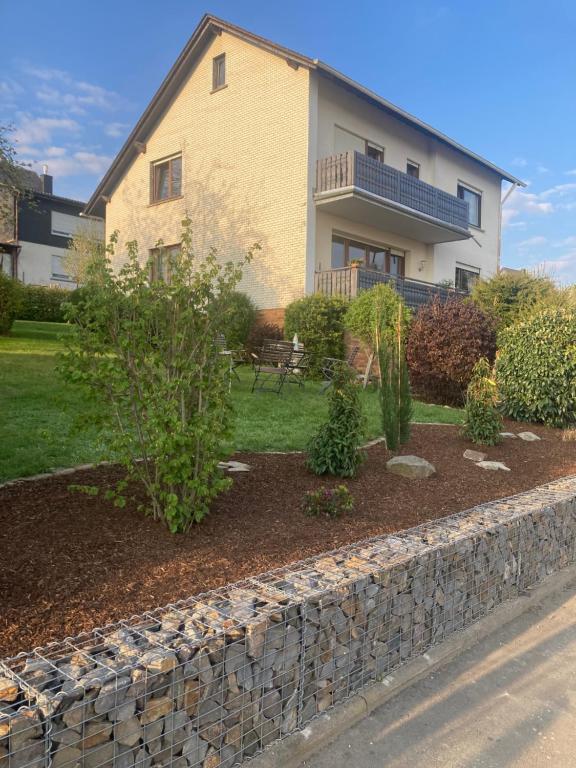 Haus Hunsrückhöhe Im Flürchen 10, 56865 Schauren