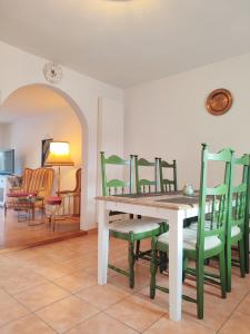 Haus Mediterran - Gemütliches Ferienhaus 130 m² für max. 7 Personen mit Balkon und Garten am Bodensee