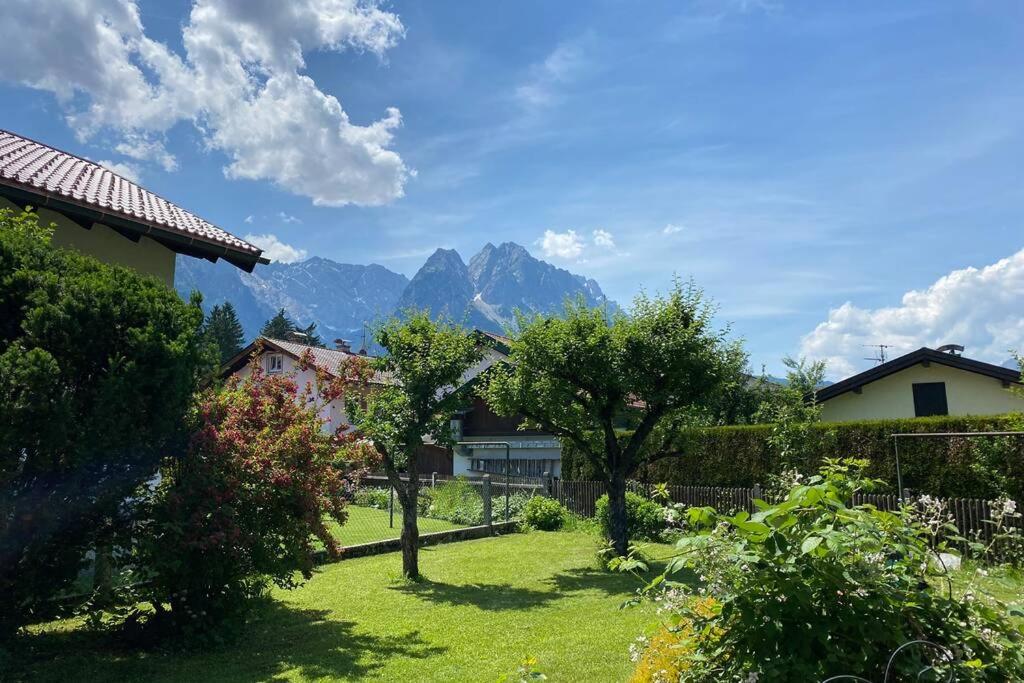 Maison de vacances Haus mit wunderschönem Ausblick und Garten Äußere Maximilianstraße 12 82467 Garmisch-Partenkirchen