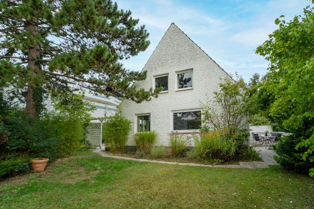 Maison de vacances Haus Sonnenberg Bergstraße 37 23669 Timmendorfer Strand