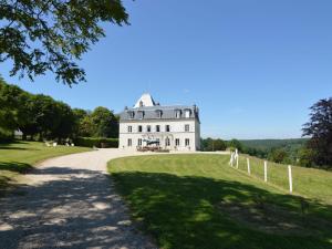 Maison de vacances Heritage Castle in Asni res with Garden  27260 Asnières Normandie