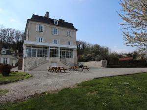 Maison de vacances Heritage Castle in Bar sur Seine near River  10110 Bar-sur-Seine Champagne-Ardenne